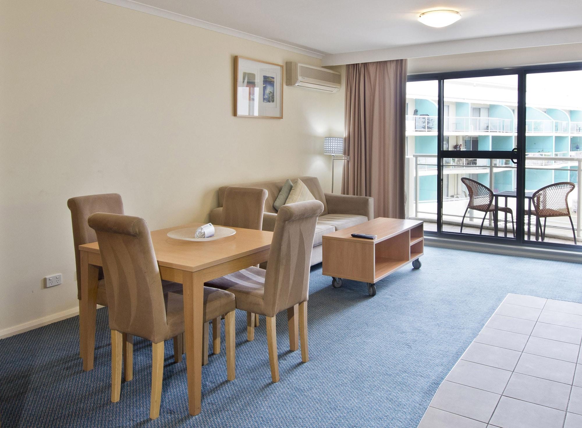 Oaks The Entrance Waterfront Suites Екстериор снимка