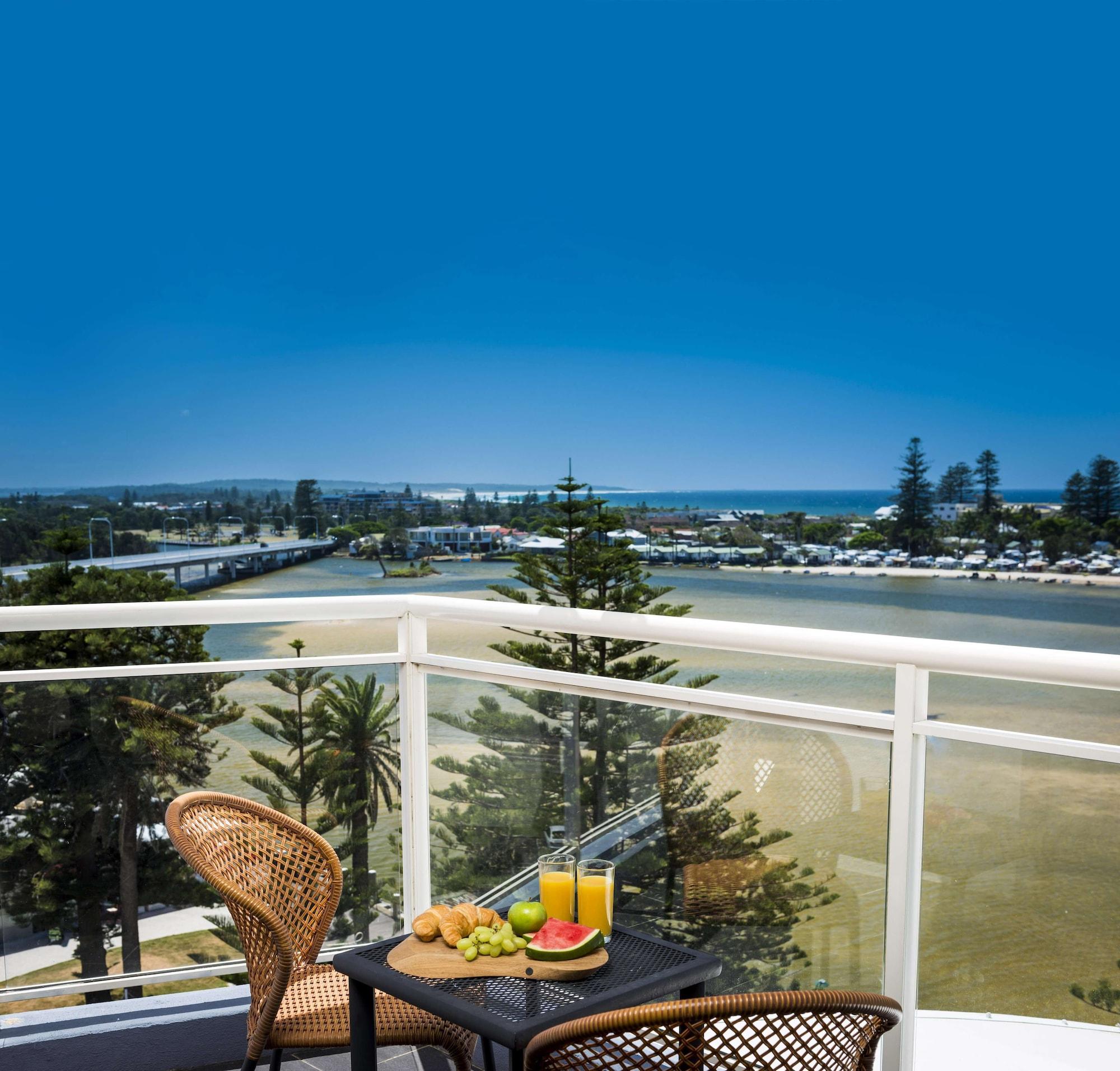 Oaks The Entrance Waterfront Suites Екстериор снимка